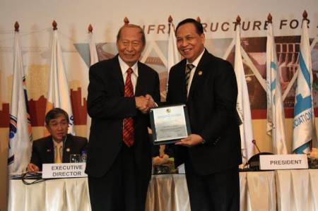 Ir. Ciputra Raih Penghargaan dari Asosiasi Kontraktor Asia Pasifik